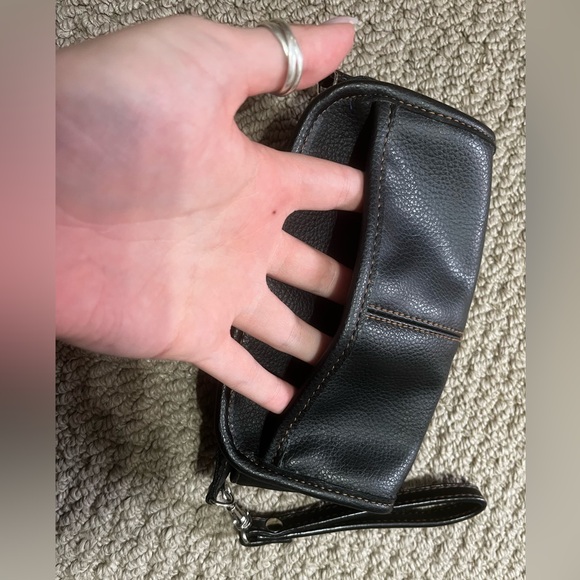 Baci Italy | Genuine Leather Cosmetics Bag - Picture 6 of 9